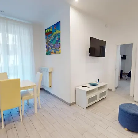 Centro Storico Caracciolo's View Apartment